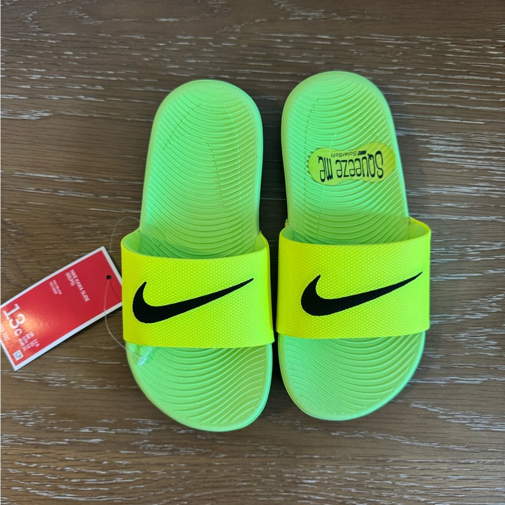 Nike Kids Kawa Slides in Volt